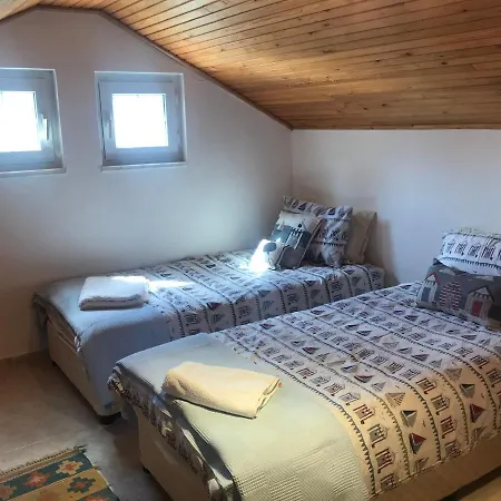 Remarkable 4-bed Villa *